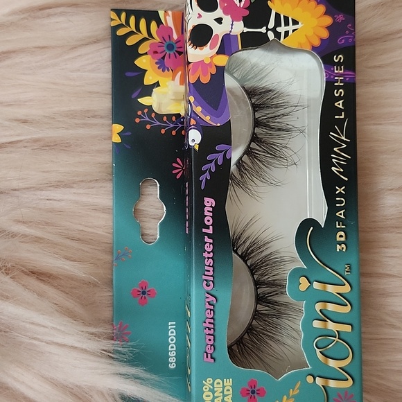 BOGO!! Brand New IONI 3D Mink False Lashes - Picture 4 of 4
